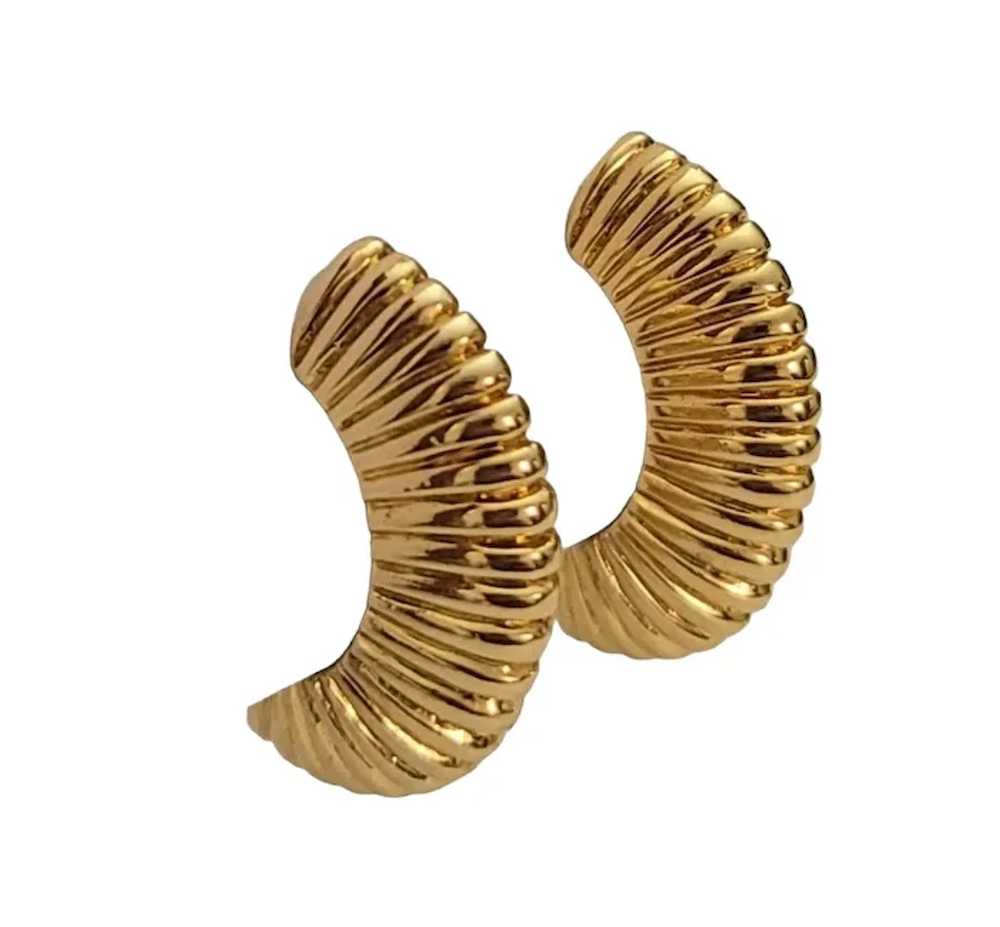 Trifari Crown Over T Gold Tone Shrimp Half Hoop C… - image 4