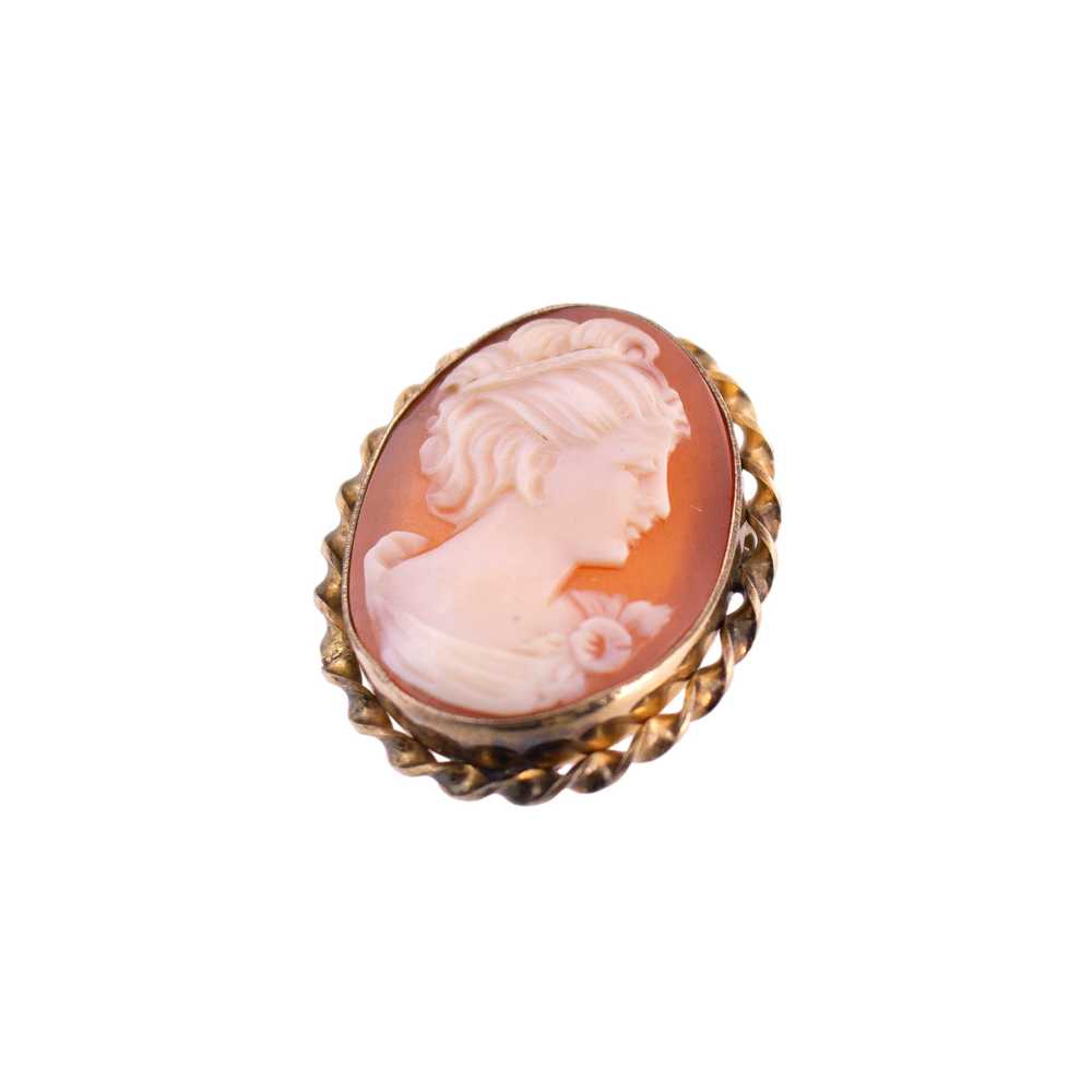 Vintage Gold Filled Shell Cameo Brooch - image 2