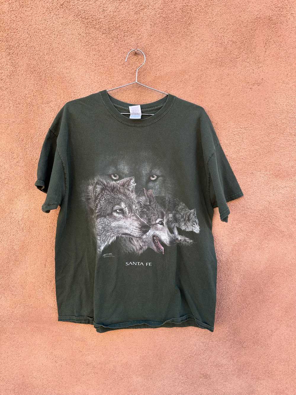 Green Santa Fe Wolf T-shirt - image 1