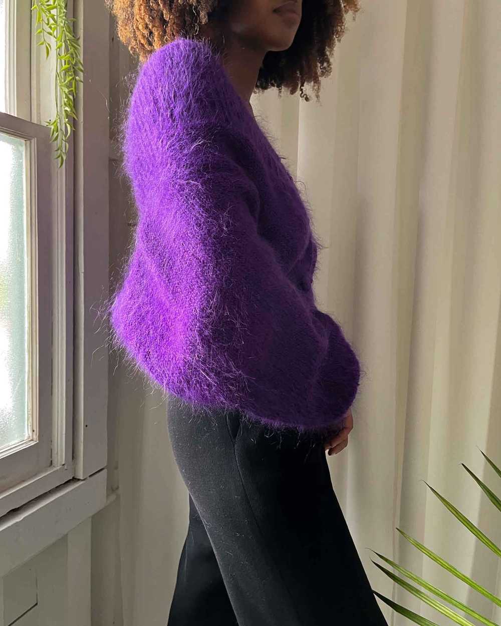 90s Shaggy Purple Mohair Sweater - image 4