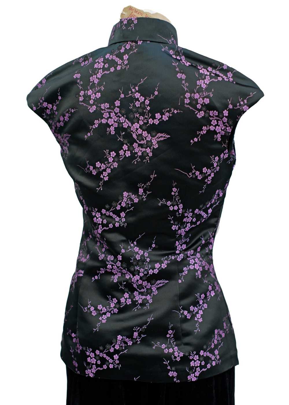 Black Lilac Satin Brocade Cheongsam Style Sleevel… - image 2