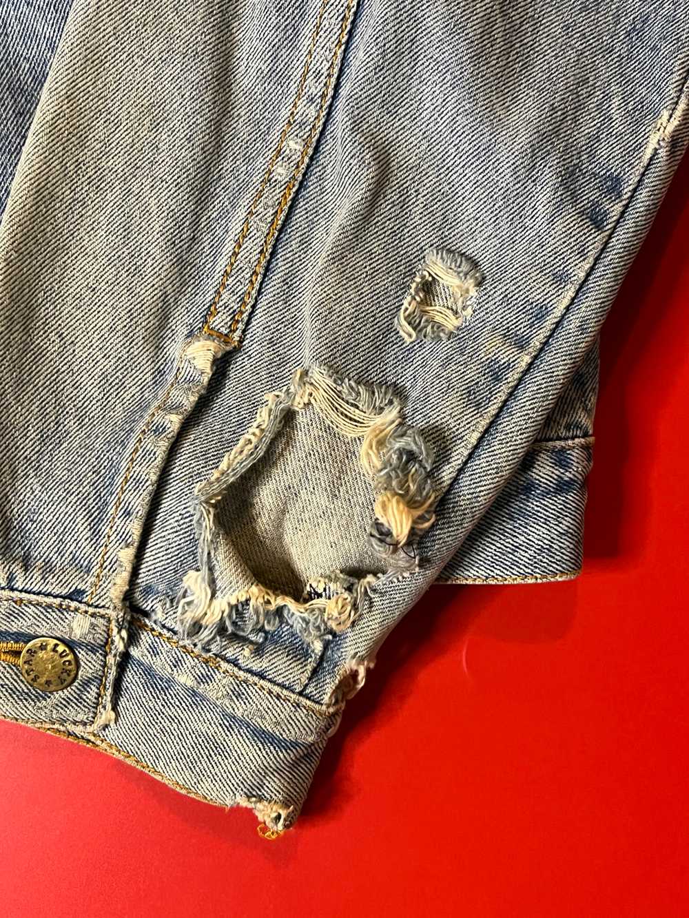 90’s Distressed Lucky Star Denim Jacket - image 4