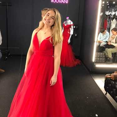 Red Prom Dress: La Femme - image 1