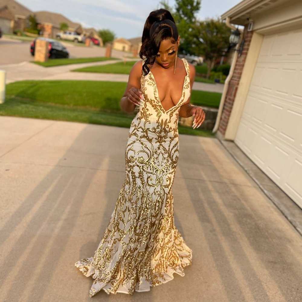 Prom Dress White & Gold - image 4