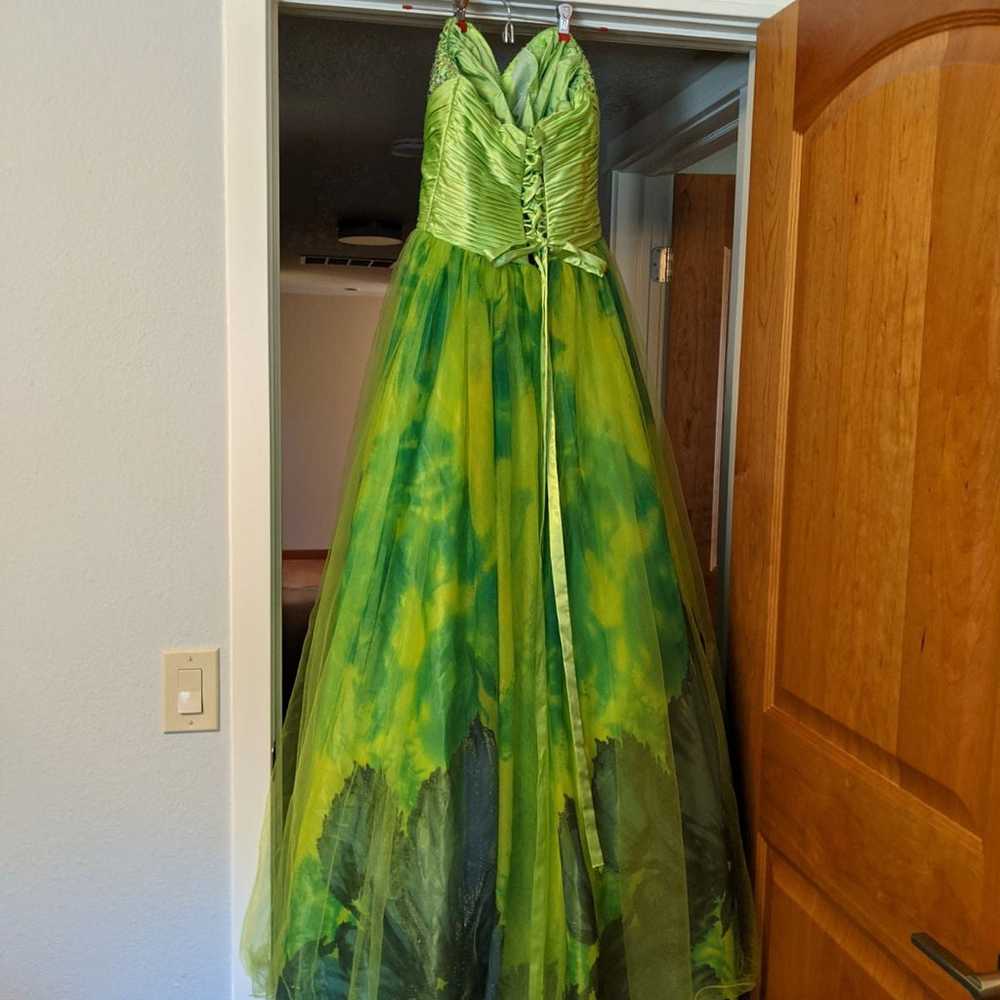 Green Formal Dress - image 3