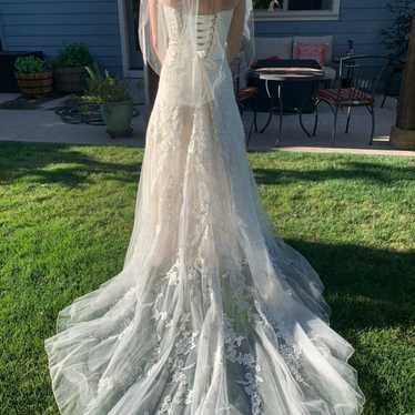 Champagne Corset-Back Lace Wedding Dress