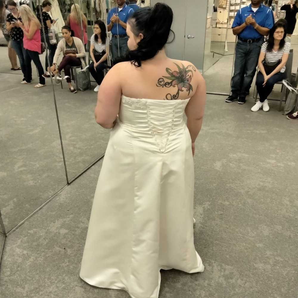 David's Bridal Wedding Dress - image 2