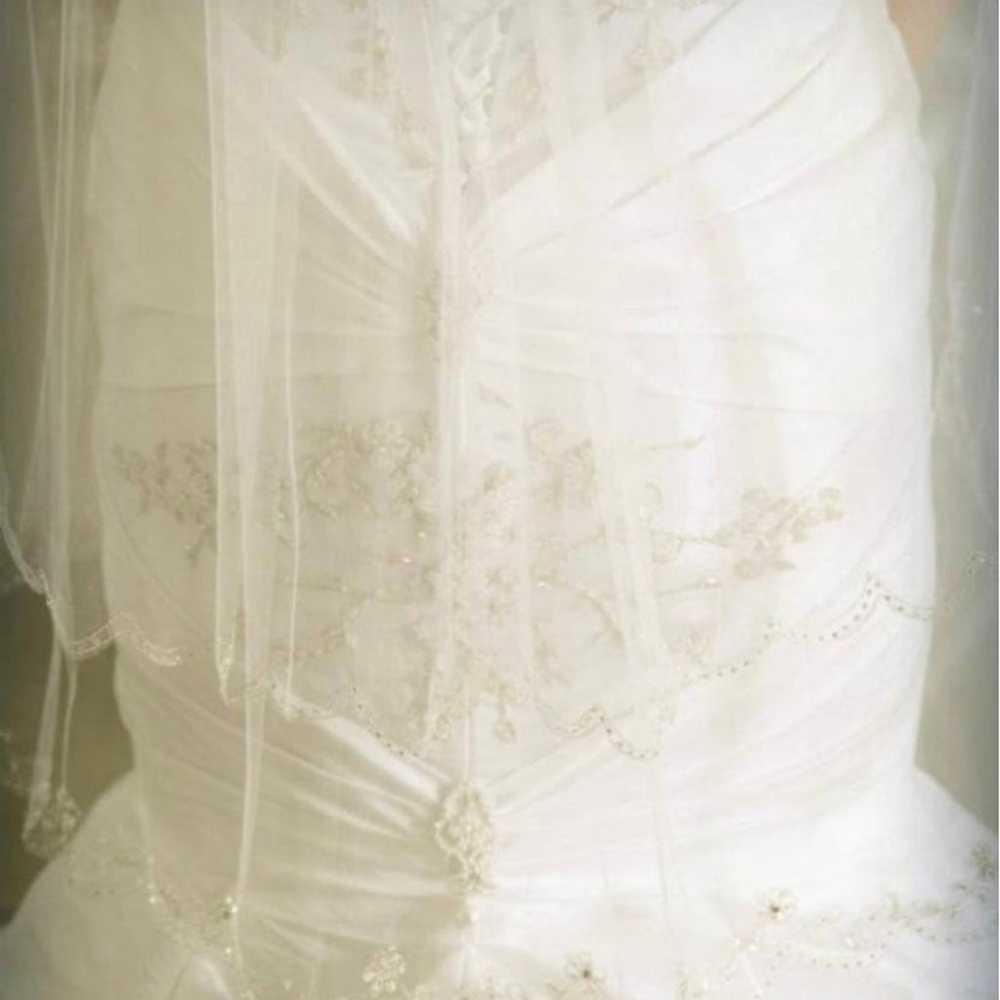 Wedding dress and veil - image 5