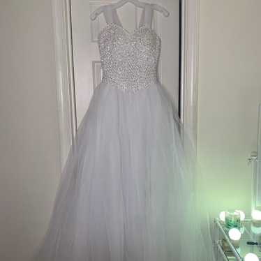 wedding/cotillion dress
