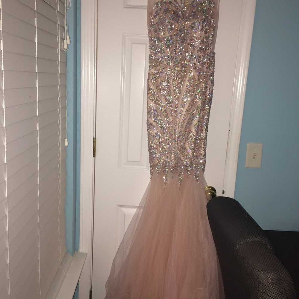 A prom dress - image 4