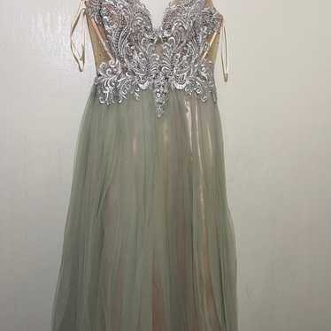 Prom Dress size 8 - image 1