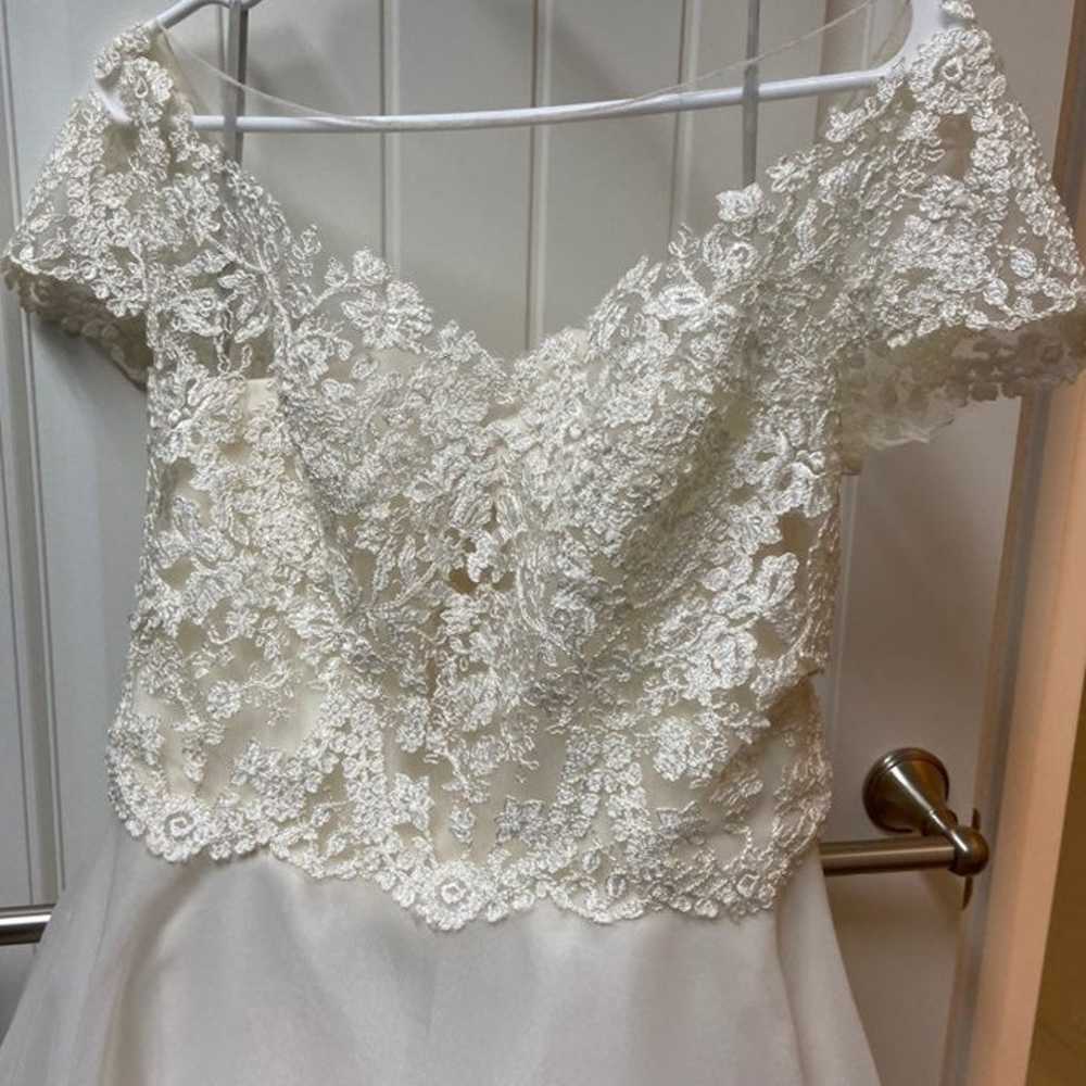 Town & Country Wedding Dress - image 2