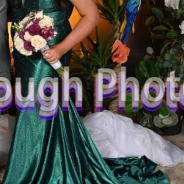 Jovani #08157 emerald green prom gown , green rhi… - image 1