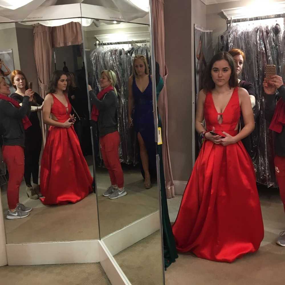 Red Long Jovani Prom Dress - image 3