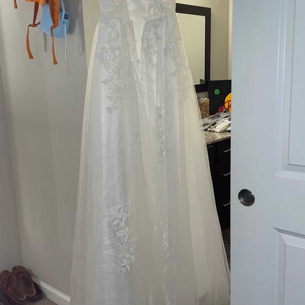 White lace wedding dress - image 3