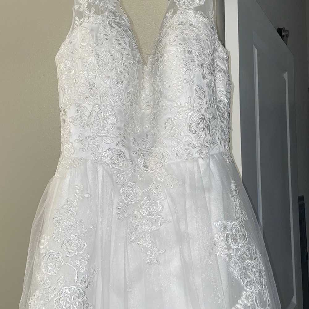 White lace wedding dress - image 6
