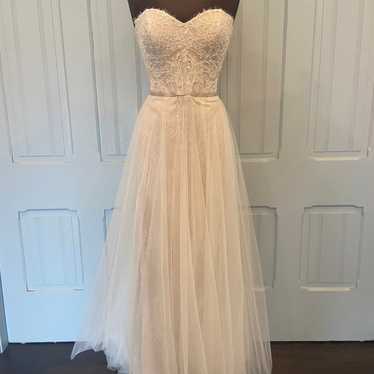 Beautiful Strapless Wedding Gown