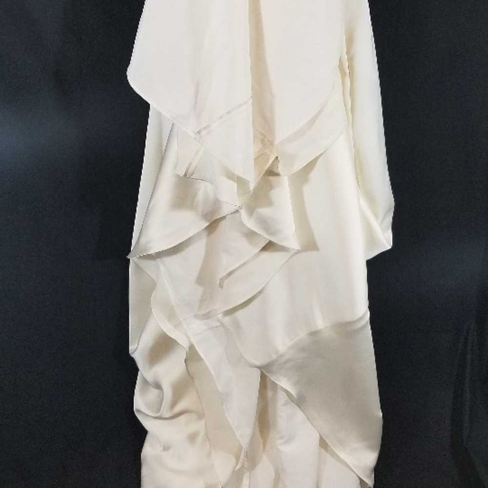 NWOT Strapless Wedding Dress Size 12 - image 6