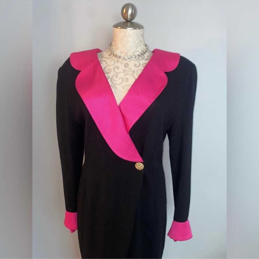 ST JOHN - dress Black Knit Pink Collar And Cuff L… - image 2
