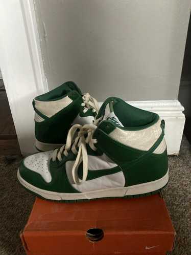 Nike Dunk High White | Clover NEED GONE OFFER!