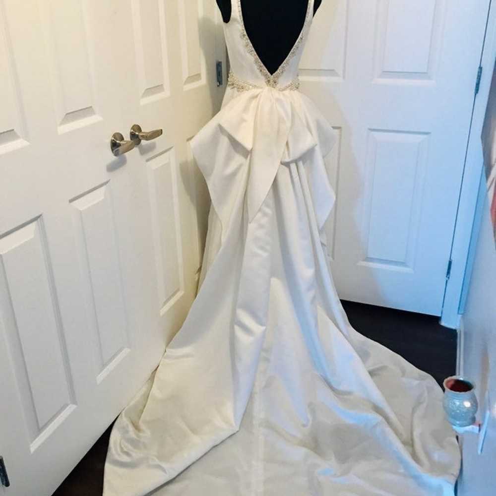 Oleg Cassini Ivory Wedding Dress - image 7