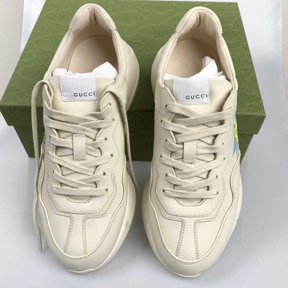 Gucci Rhyton leather low trainers - image 5