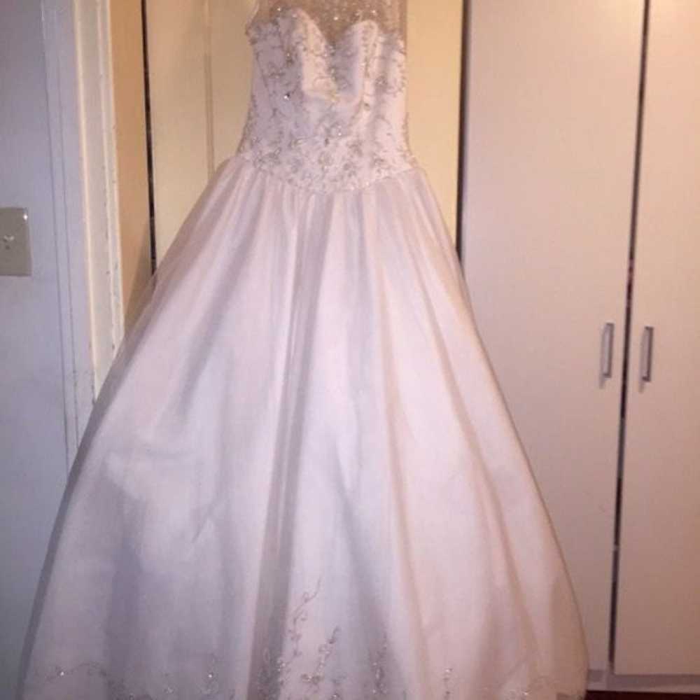 Princess wedding gown - image 4