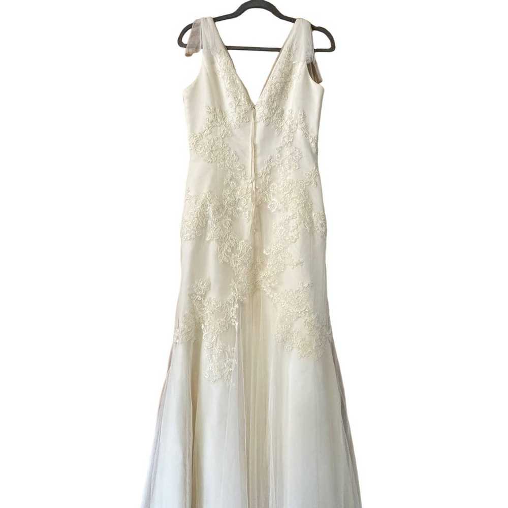 White by Vera Wang V-Neck Off-White Lace Trumpet … - image 9