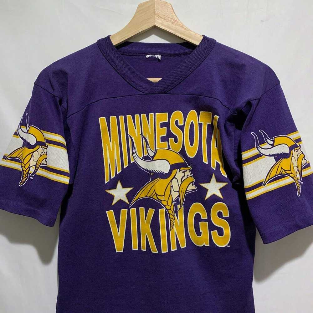 NFL Vintage 80s Minnesota Vikings NFL Baby Tee T … - image 3