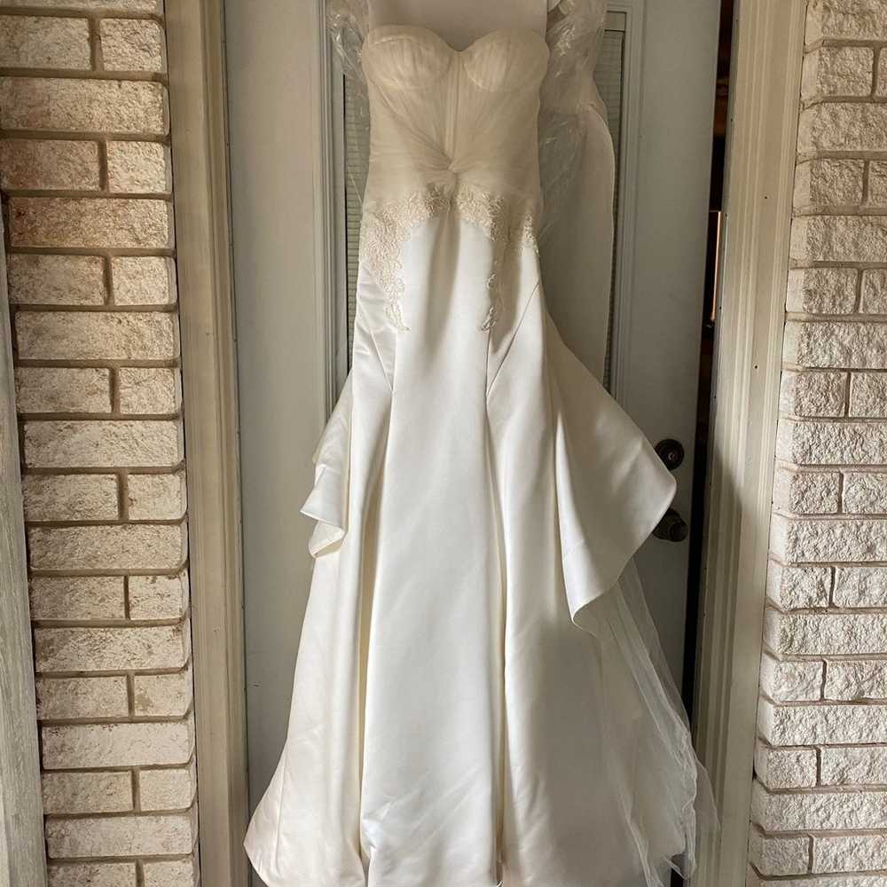 TRULY ZAC POSEN Wedding Gown - image 1