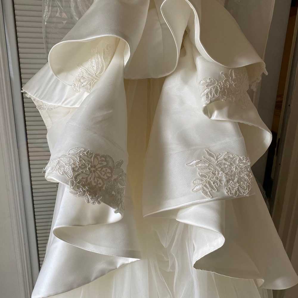 TRULY ZAC POSEN Wedding Gown - image 5
