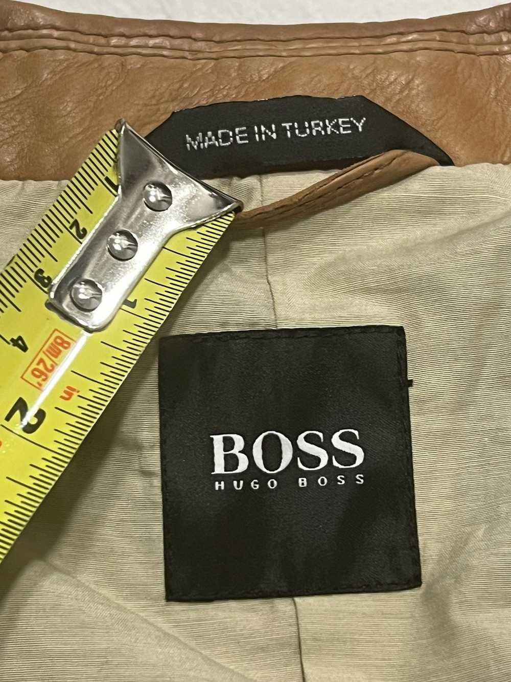 Hugo Boss × Luxury × Vintage Hugo Boss Tan 100% C… - image 3