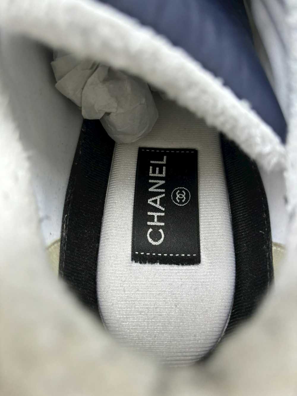 Chanel Teal and Pink CC Sneakers - image 6