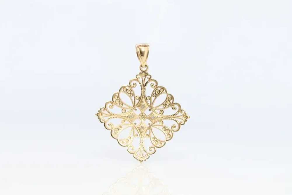 14k Filigree Diamond Pendant Medallion. 14k Gold … - image 2
