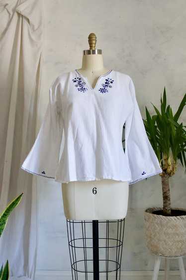 No tag 70's Embroidered Peasant Top (No Tag) | Use