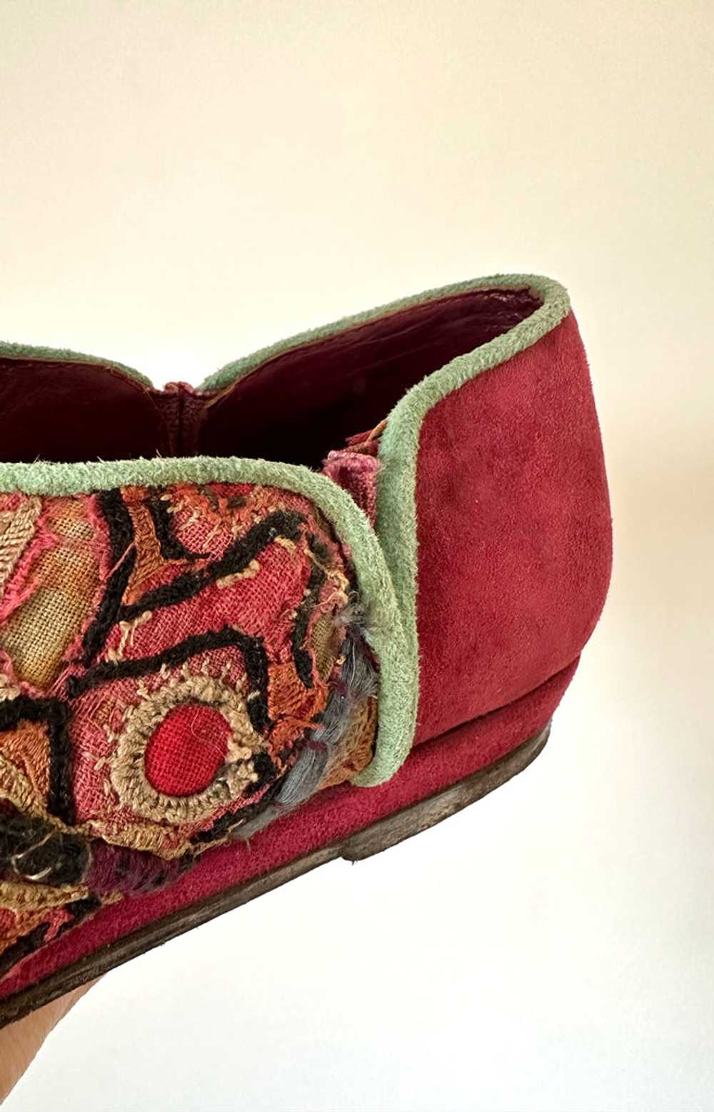 Embroidered Shoes / 1980s / Wounded Birds - image 7