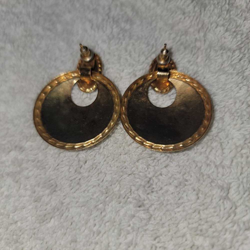2 pairs of vintage earrings - image 7