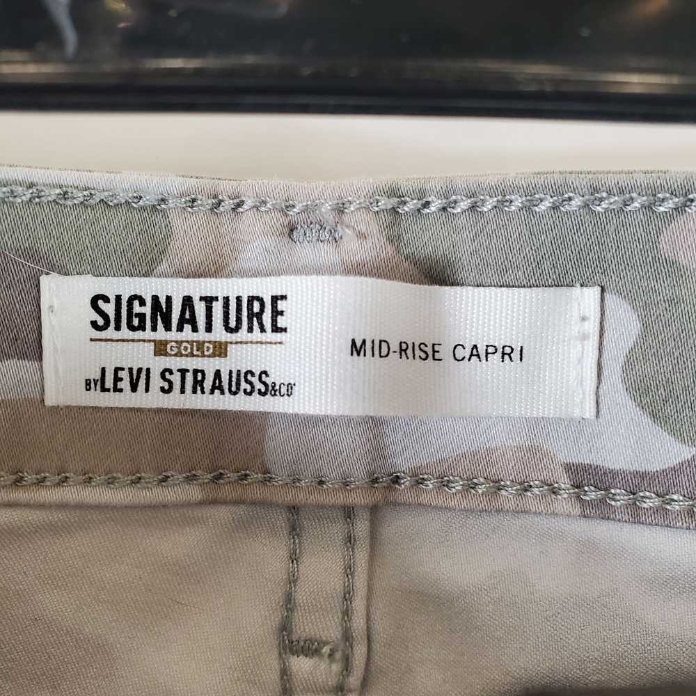 Levi's Women Grey Camo Mid Capri Jeans Sz 12 NWT - image 3
