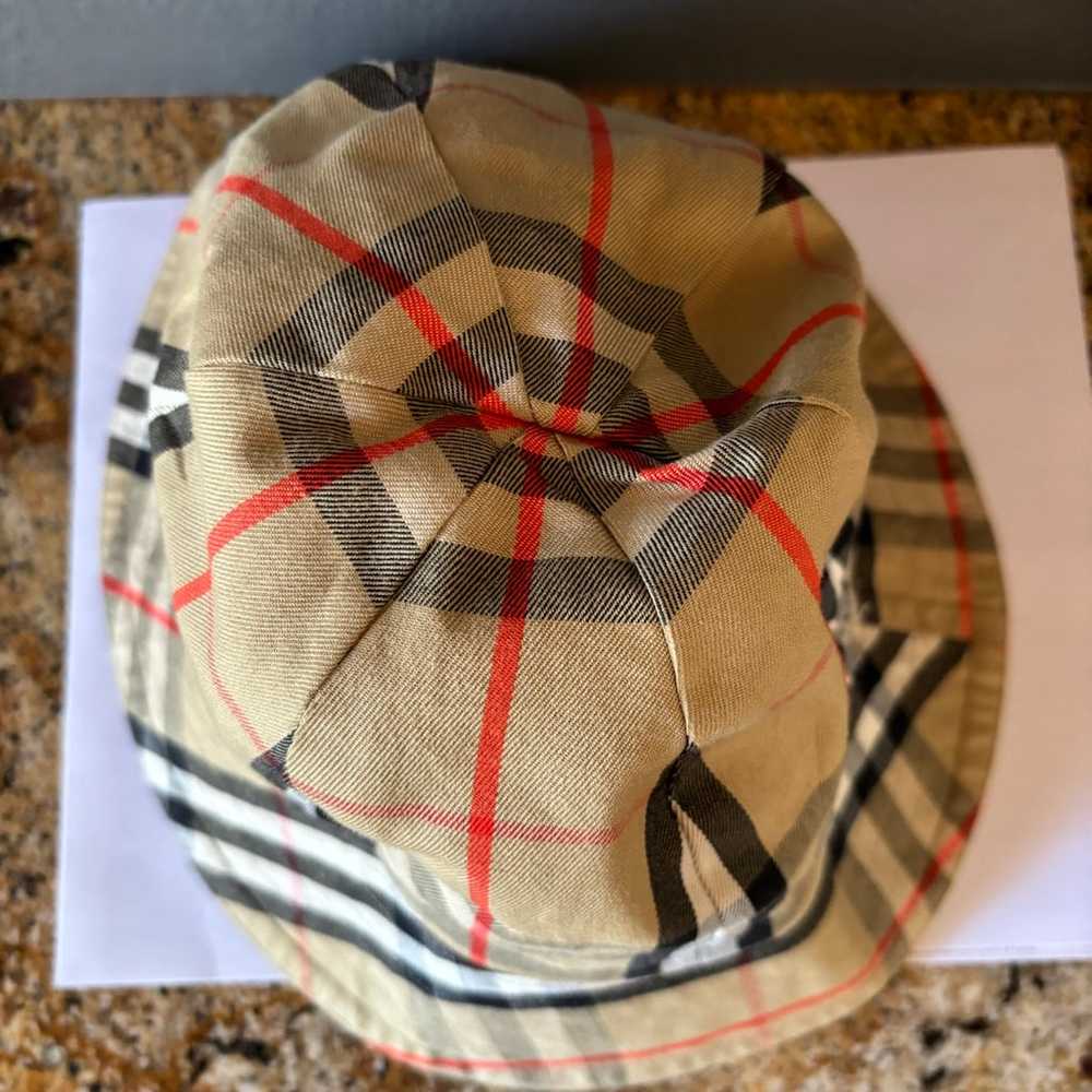 Burberry vintage preowned Bucket Hat reversible B… - image 2