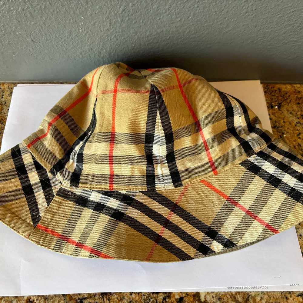 Burberry vintage preowned Bucket Hat reversible B… - image 4