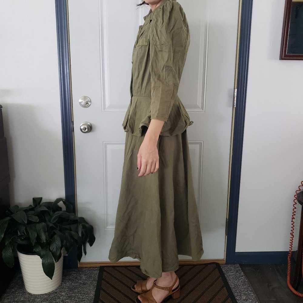 80s Does 40s Army Green Peplum Dress - image 2