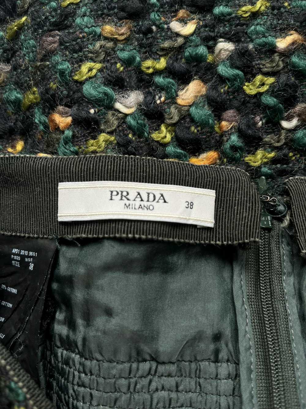 Prada ⚡️QUICK SALE⚡️2010 Prada Green Boucle Short… - image 3
