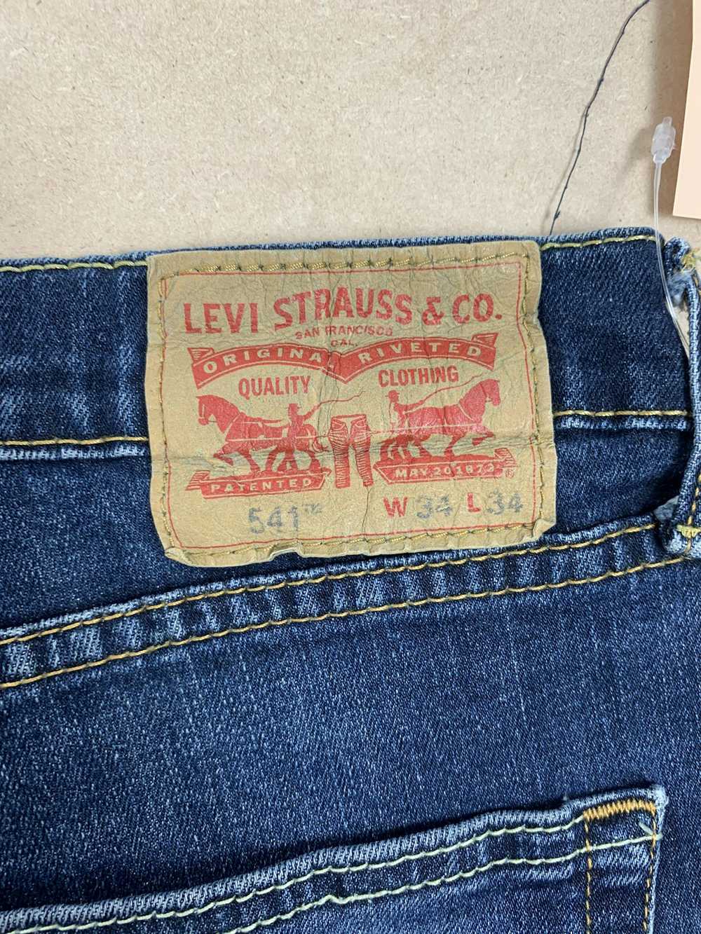 Levi's × Vintage Vintage Levis 541 Straight Cut F… - image 8