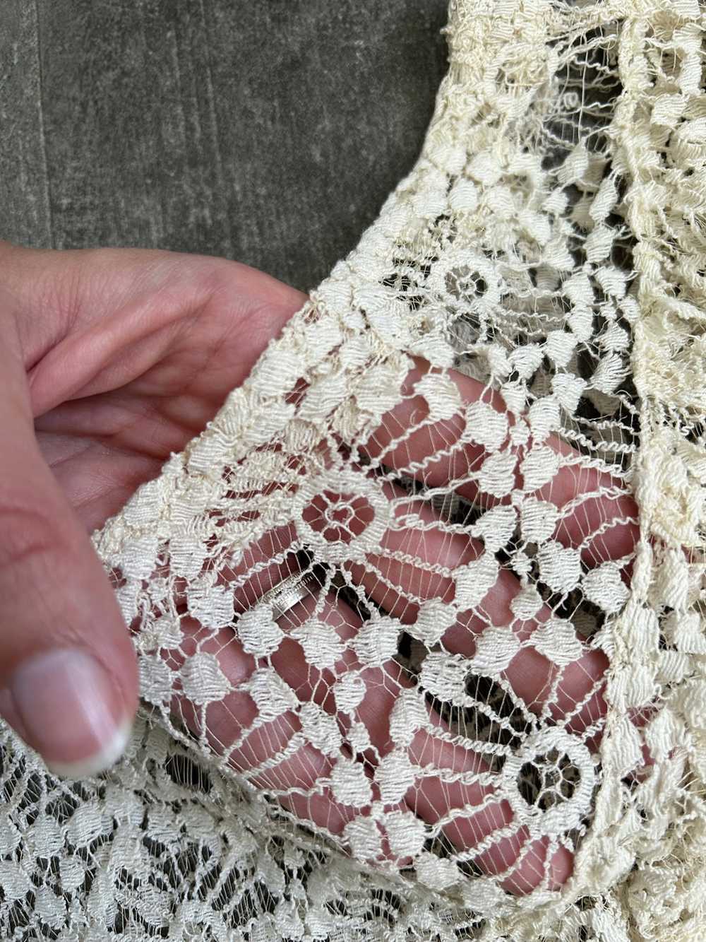 1930s lace dress . vintage spiderweb lace dress .… - image 4