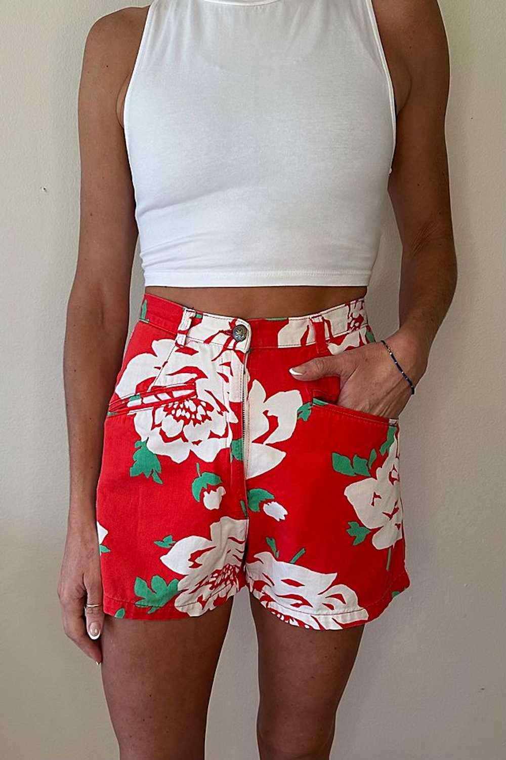 Vintage Moschino Red Printed Cotton Shorts Select… - image 1