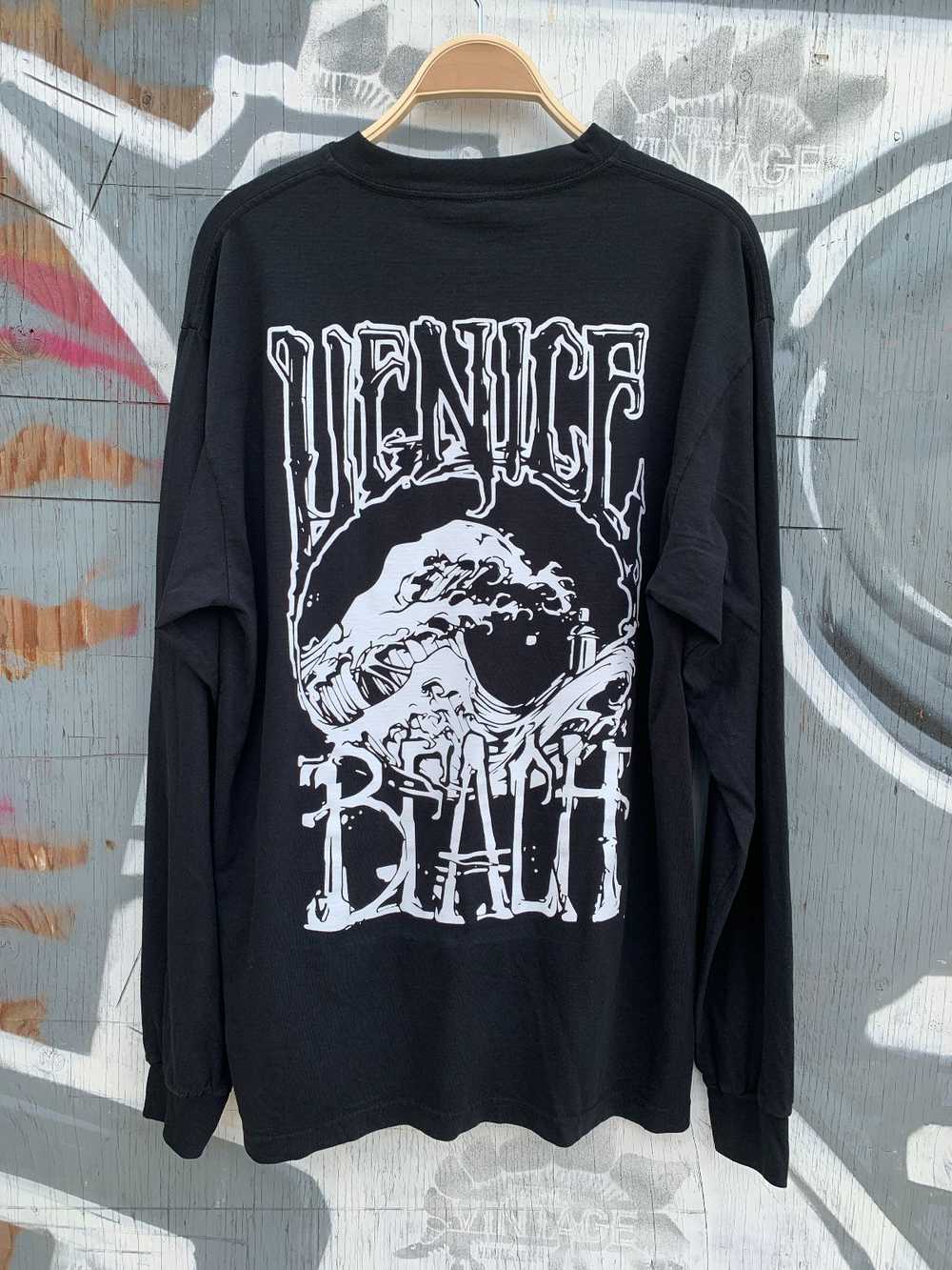 BW VENICE BEACH YING YANG WAVE LONG SLEEVE T-SHIRT - image 1