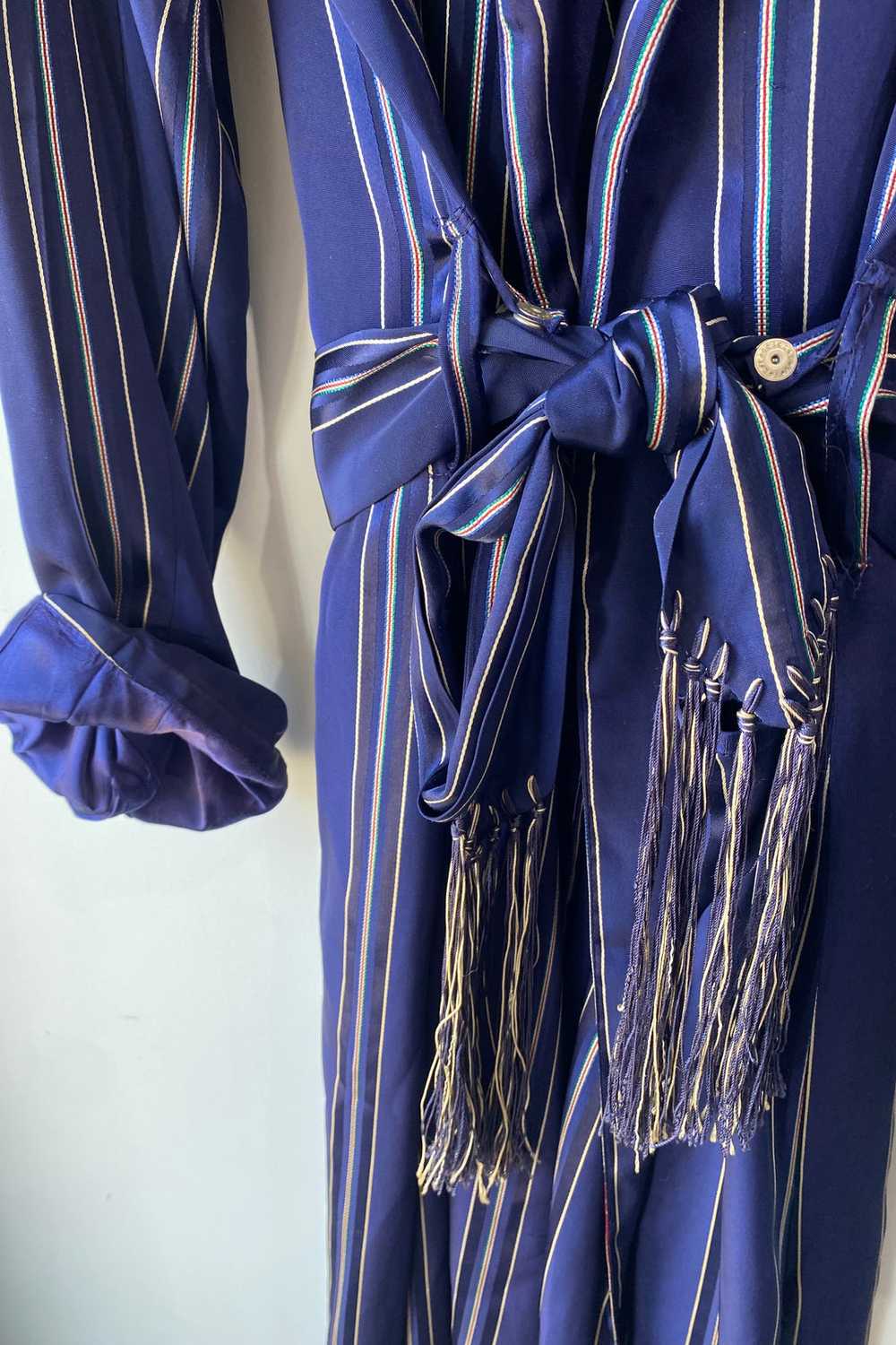 Vintage Broadmoor Navy Blue Silk Robe - image 2