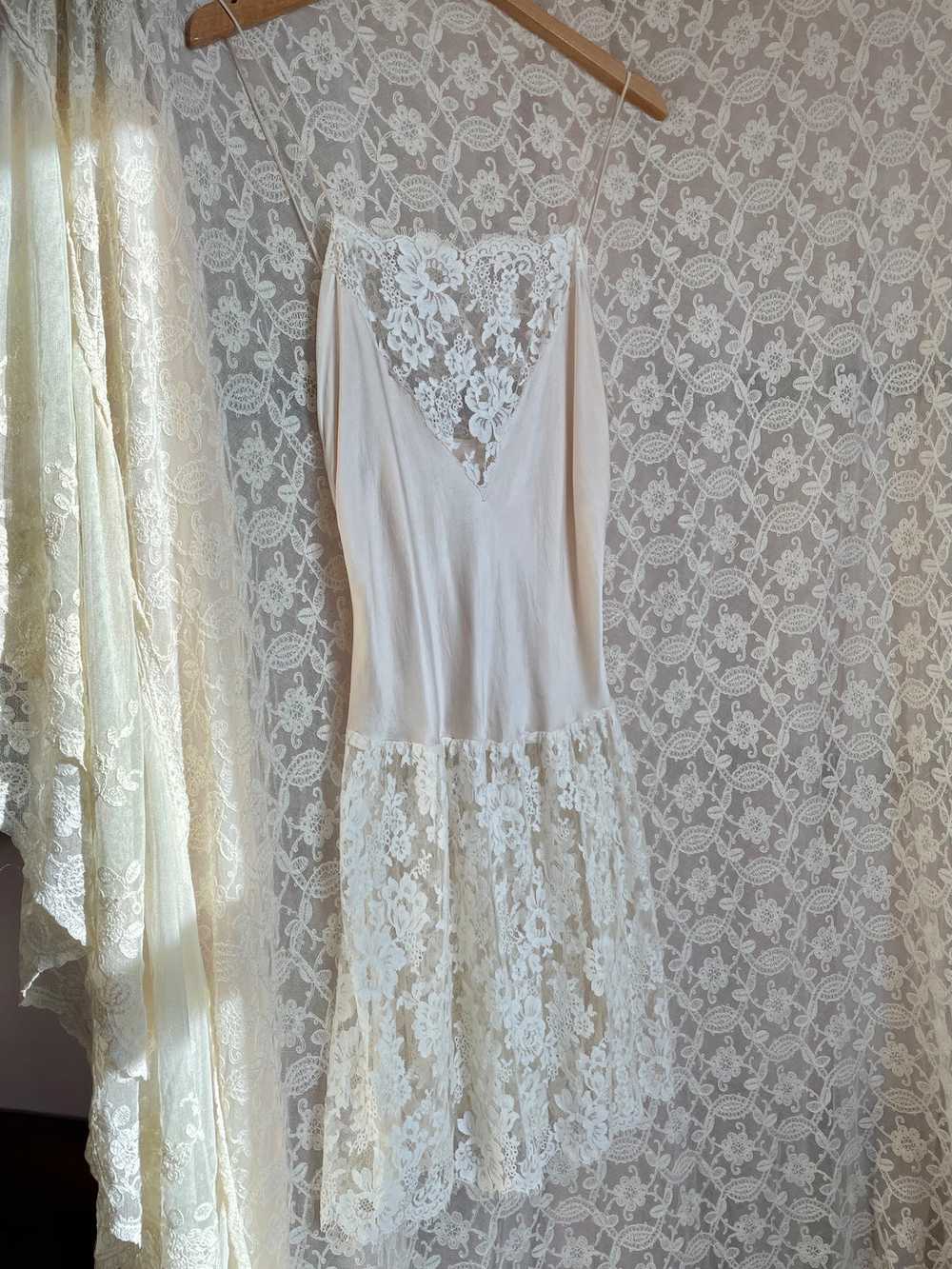 1980s Silk Slip Dress Cream Floral Lace - image 9