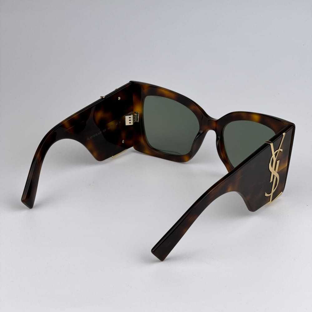 Saint Laurent Oversized sunglasses - image 3