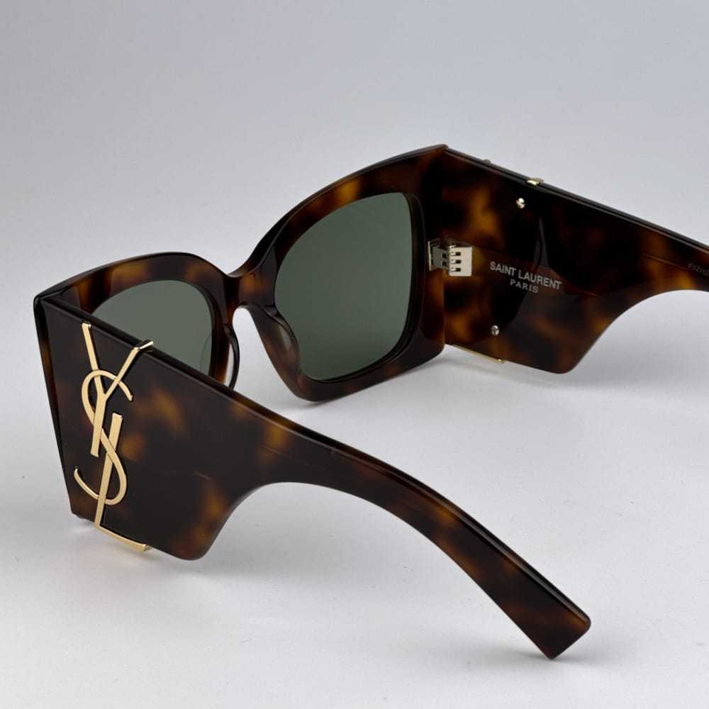 Saint Laurent Oversized sunglasses - image 8